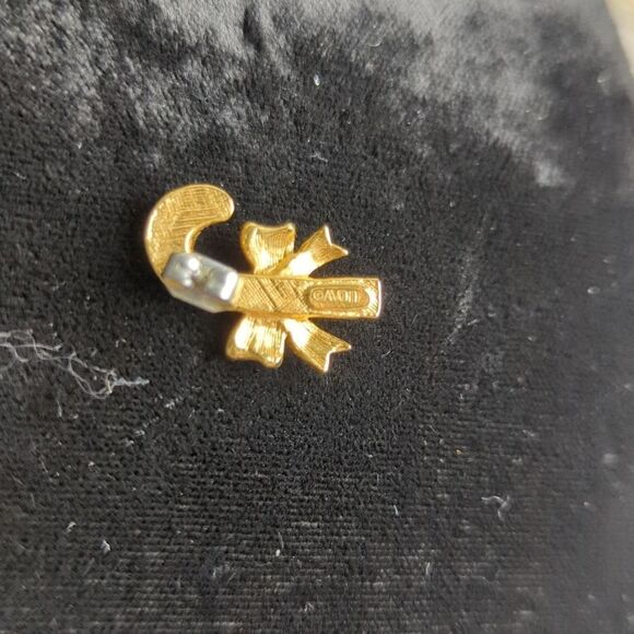 Vintage 80s Avon Candy Cane Post Earrings - Picture 2 of 5